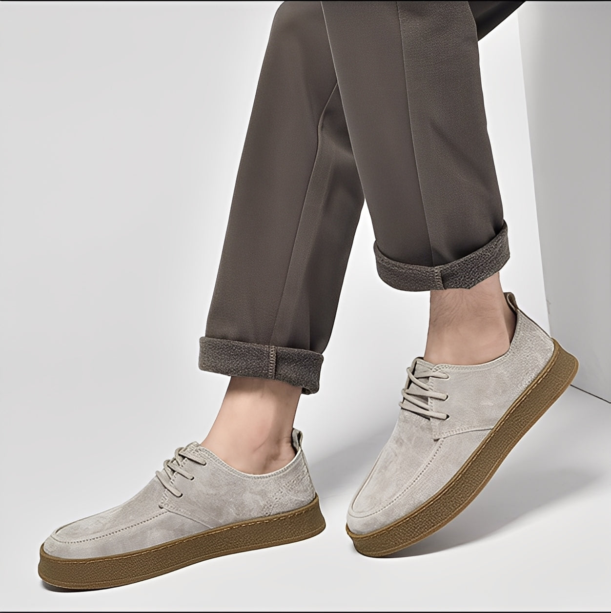Sylvan - Stilvolle, flache Herrensneaker aus Wildleder