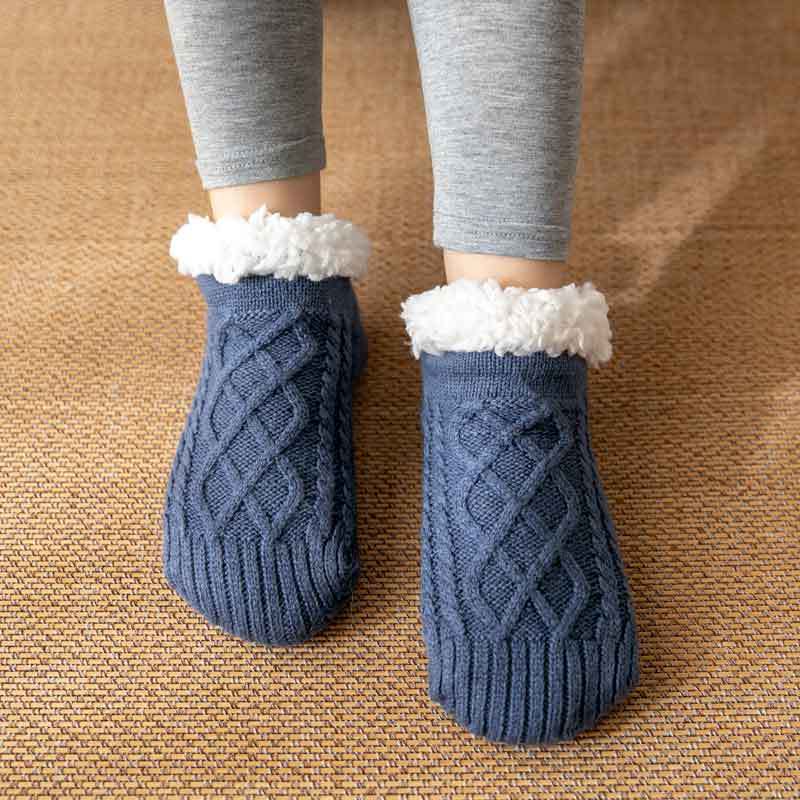 Raquel - Gemütliche und rutschfeste Damenplüschsocken für den Winter
