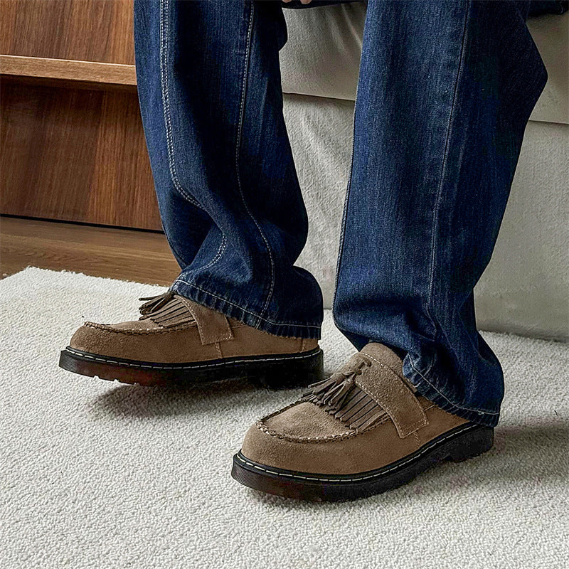 Milton - Moderne Männer-Slipper aus Wildleder mit Quasten