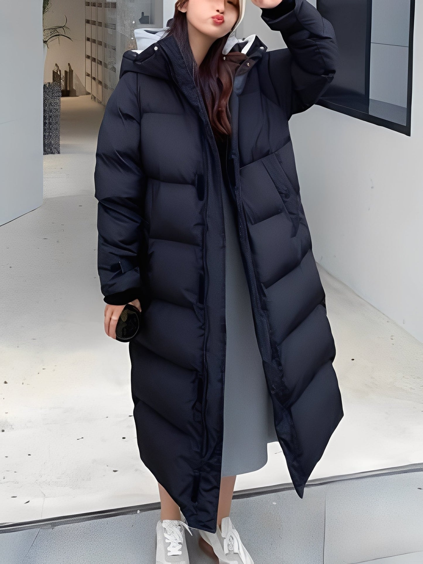 Hazel - Modische lange Damenjacke mit Kapuze