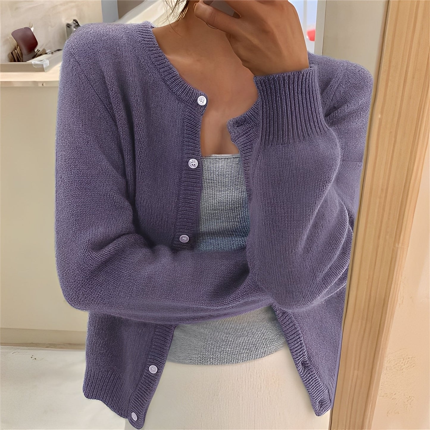 Jaqueline - Simplistischer, eleganter Damenstrickcardigan