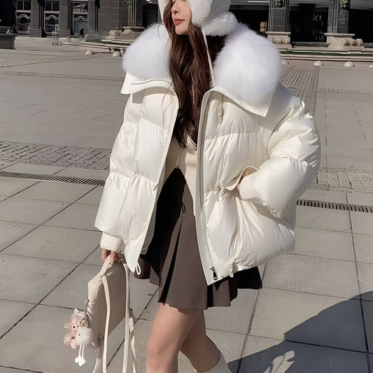 Victoria - moderne Damen-Windjacke mit Daunen und Pelzkragen
