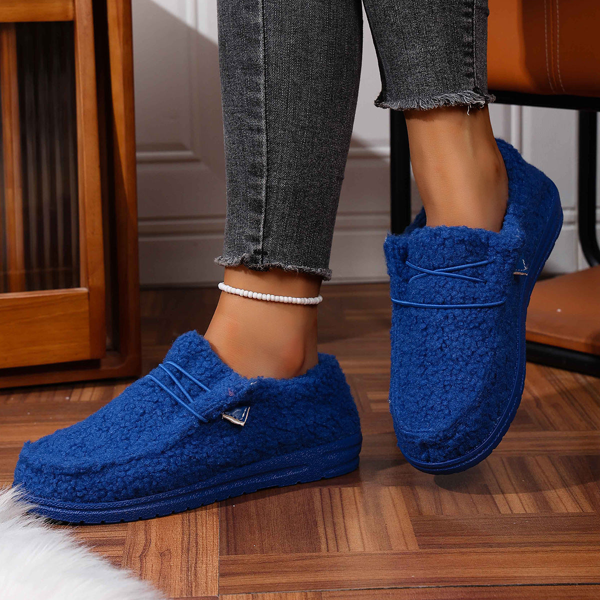 Mellony - Moderne Damen-Pantoletten mit flachem Design