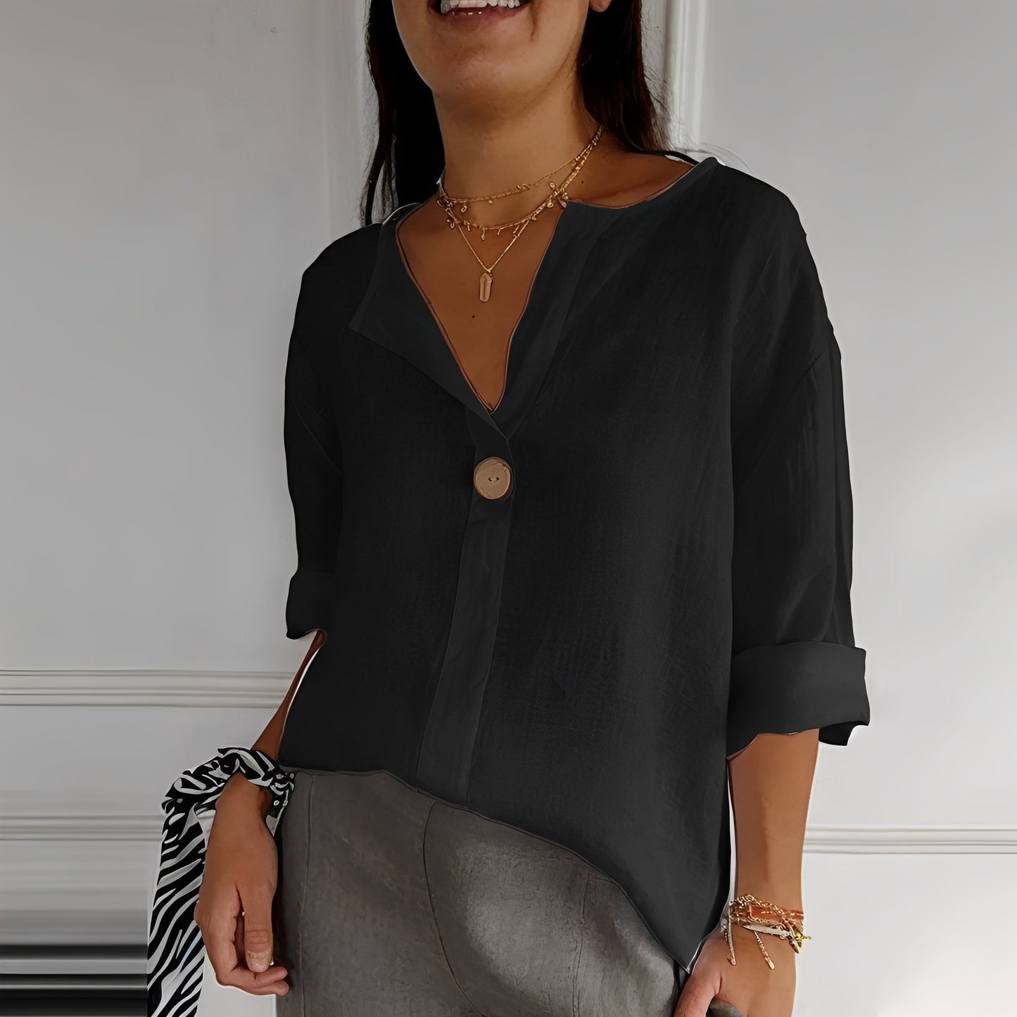 Noémie - Leichte Bluse mit V-Ausschnitt für Frauen