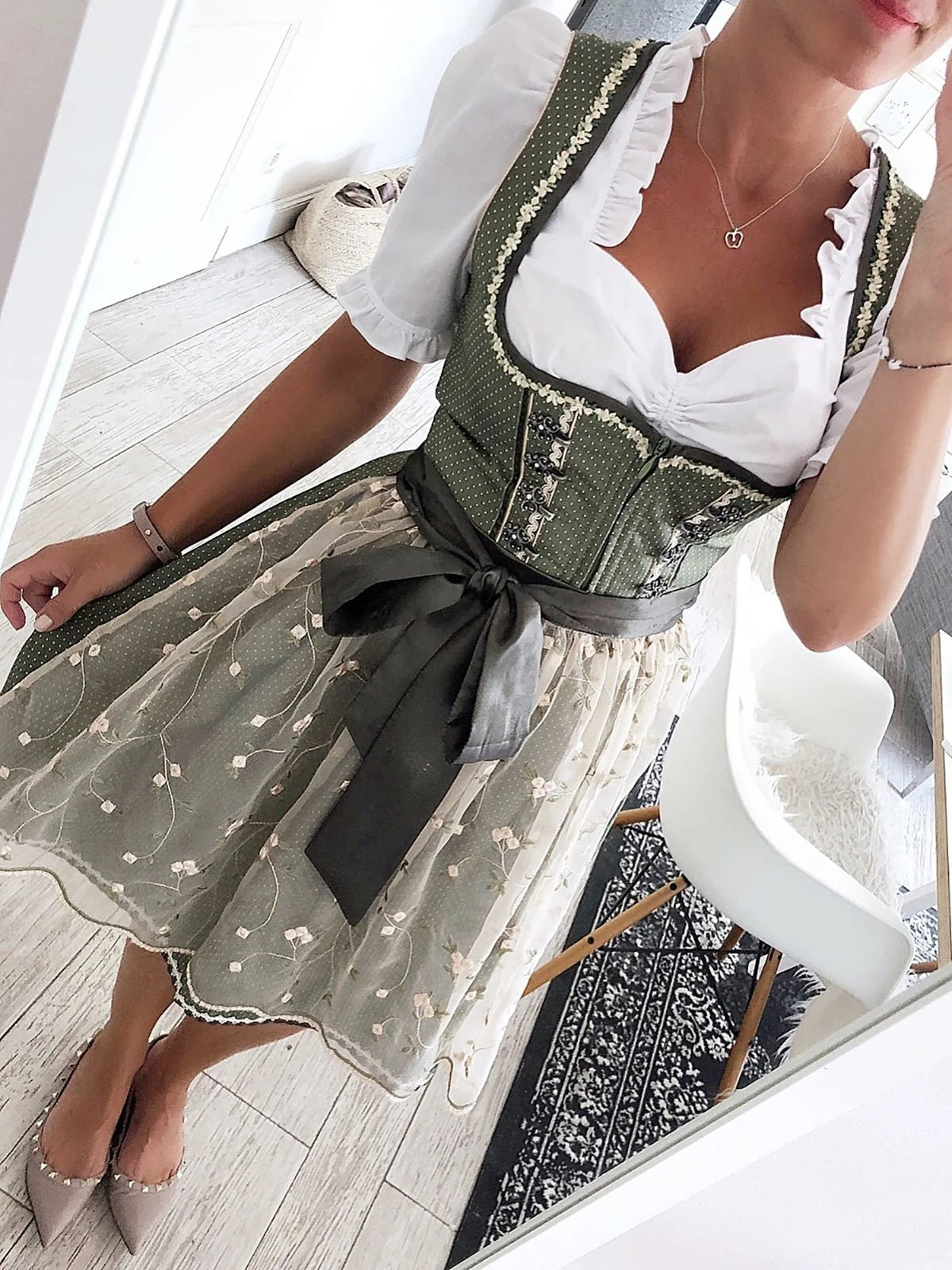Cassarah - Damenkleid mit Spitzenmuster
