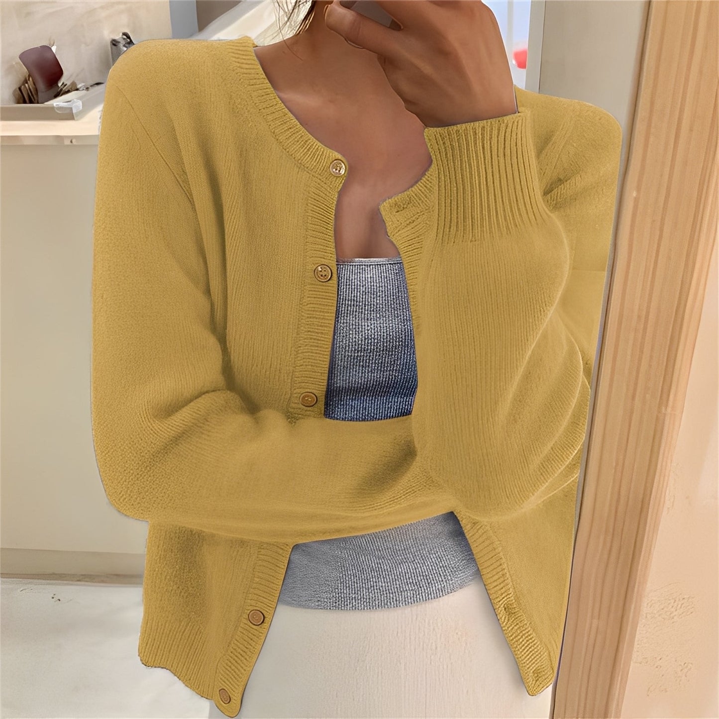 Jaqueline - Simplistischer, eleganter Damenstrickcardigan