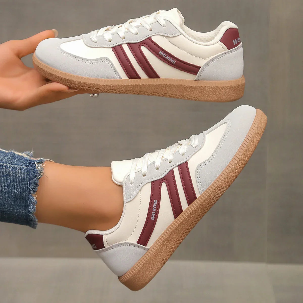 Lia – Stilvolle Damen Trainer