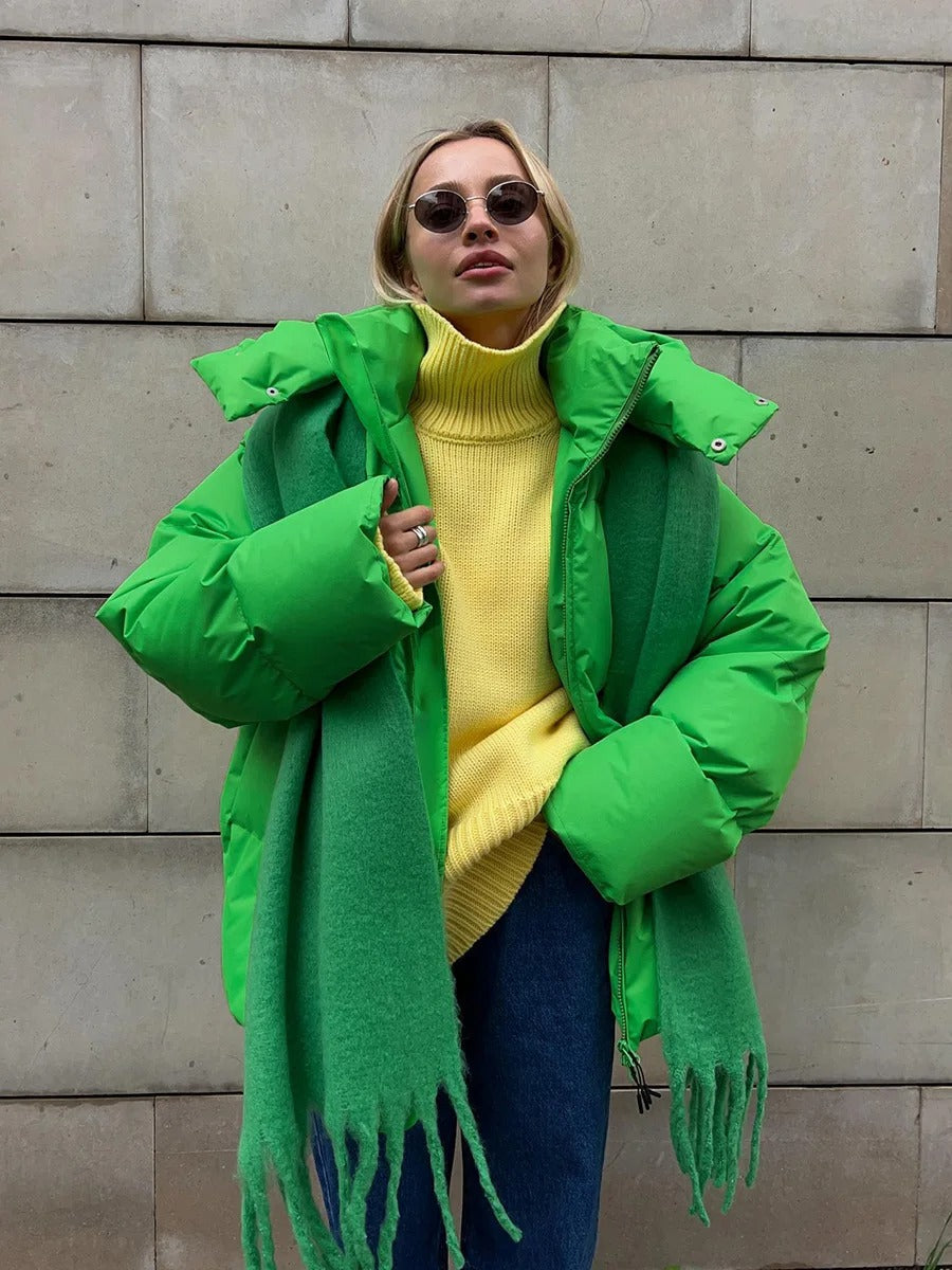 Jana – Kurze gefütterte Jacke mit Kapuze