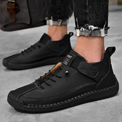 Ronald - Zeitgemäße, leichte Herrensneaker mit Halt