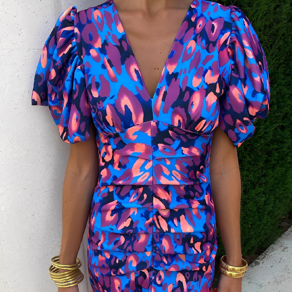 Gaëlle - Farbiges Kleid mit plissierten Ärmeln für Frauen