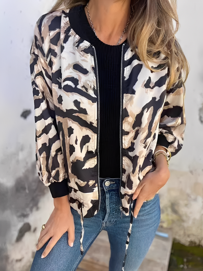 Ryana - Zeitgemäße Damenjacke mit Zipper