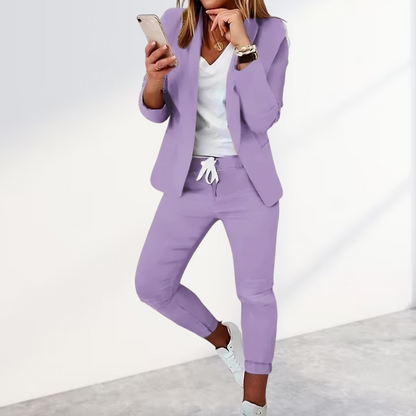 Amélie – Schicker Blazer und Passende Hose