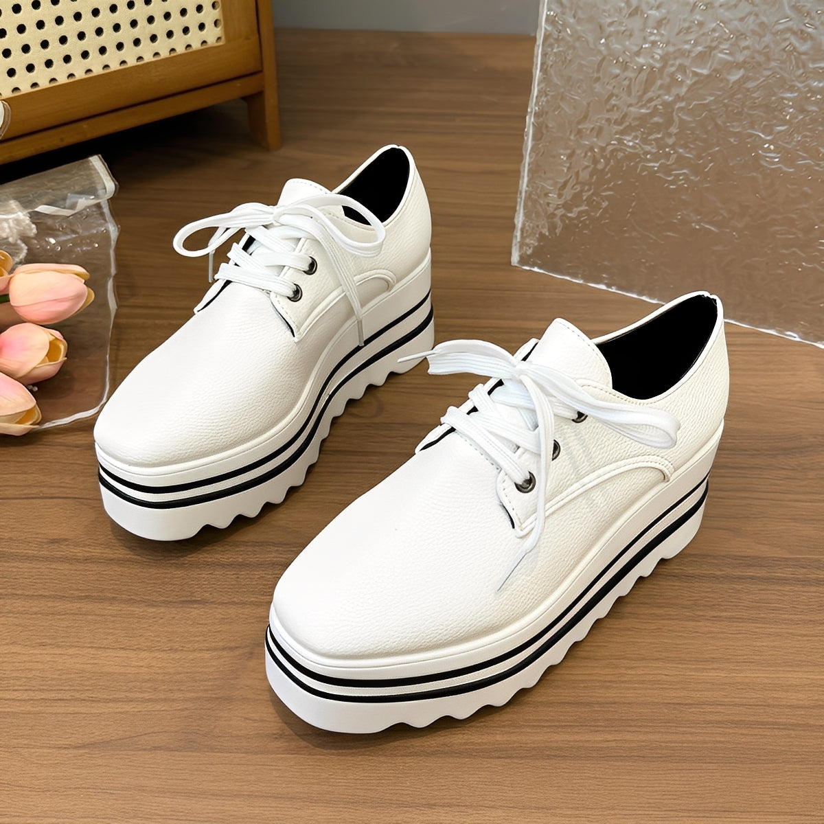 Joanne - Trendige Damen-Sneaker mit hoher Plateau-Sohle