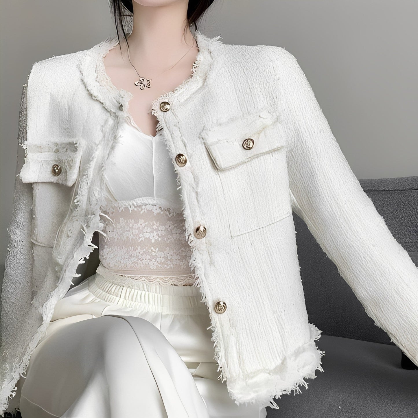 Rexanne - Zeitgemäße kurze Damenjacke mit Taschen