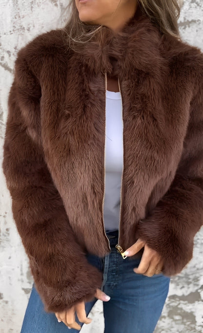 Amanda - Moderner Damen-Plüschmantel