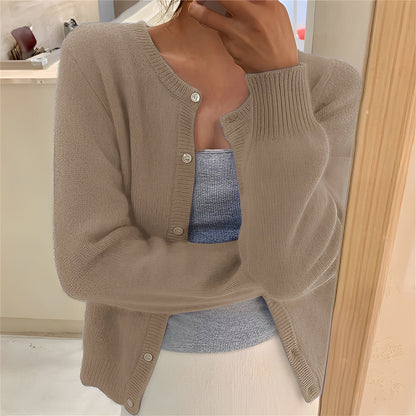 Jaqueline - Simplistischer, eleganter Damenstrickcardigan
