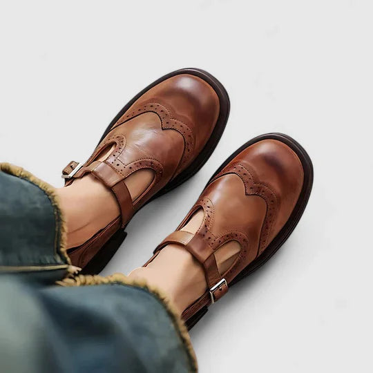 Léana - Klassische T-Riemen-Lederschuhe für Damen