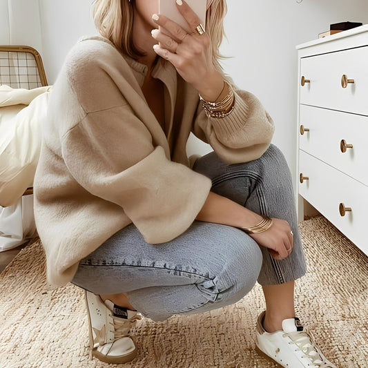 Mildred - Warme oversize Damen-Strickjacke