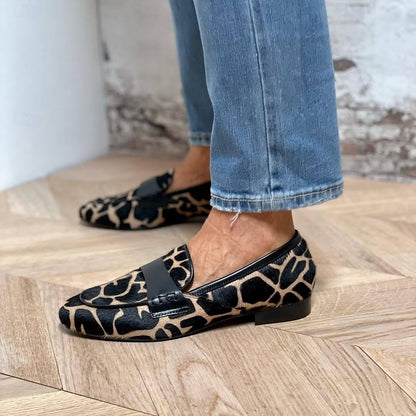 Katherina - Damen-Loafer mit schwarzem Akzent im eleganten Design