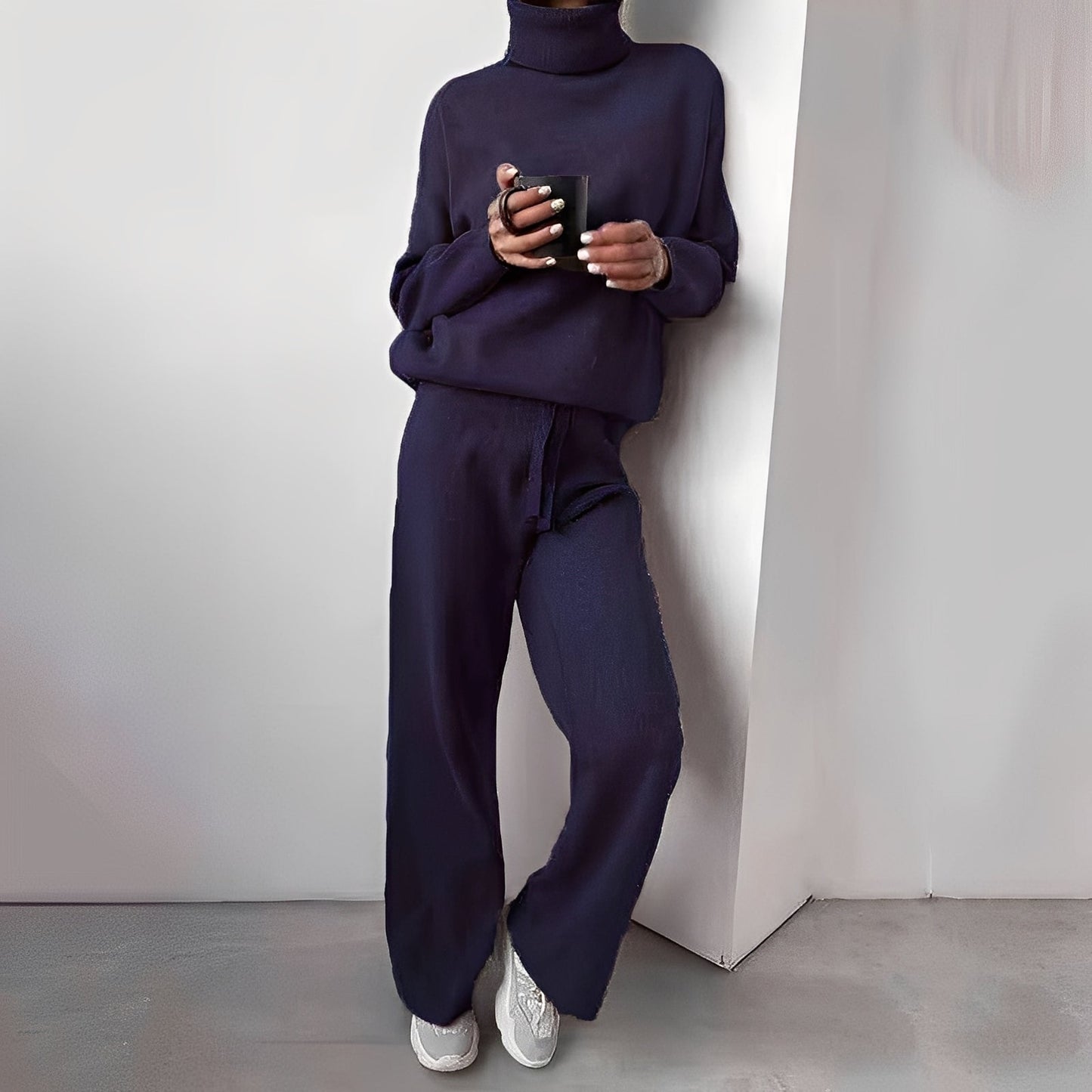 Kimberlee - Damen-Rollkragenset mit minimalistischem Design