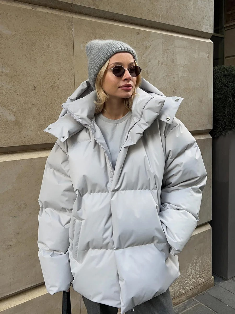 Jana – Kurze gefütterte Jacke mit Kapuze