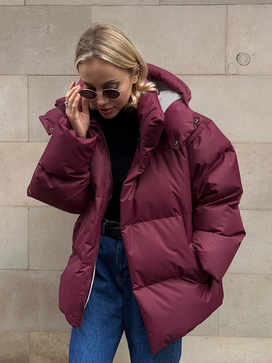 Jana – Kurze gefütterte Jacke mit Kapuze